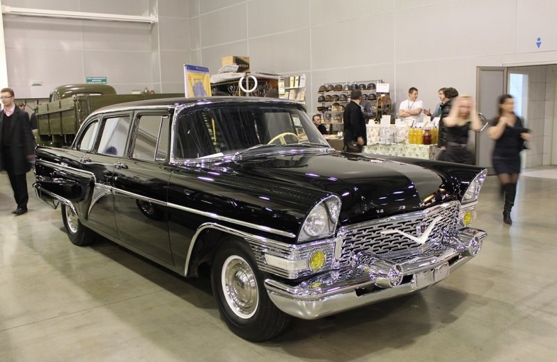 ГАЗ 13 Чайка 1957