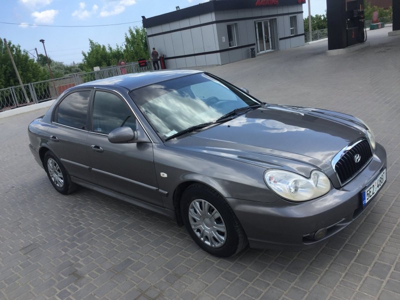Hyundai Sonata 4