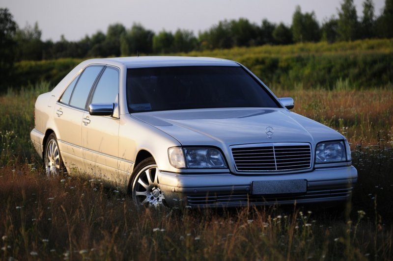 Мерседес Бенц v140 1998