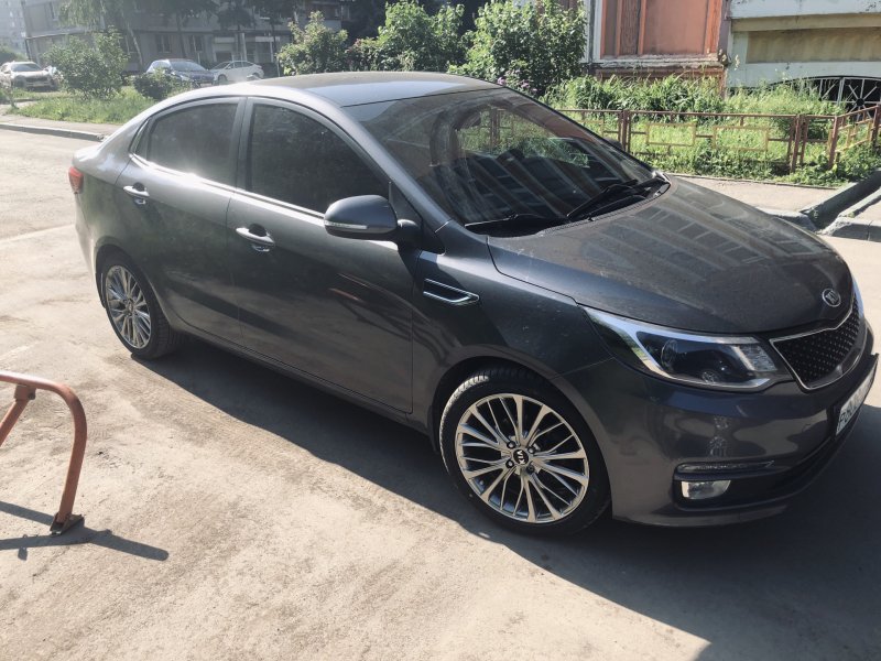 Kia Rio 3 r17