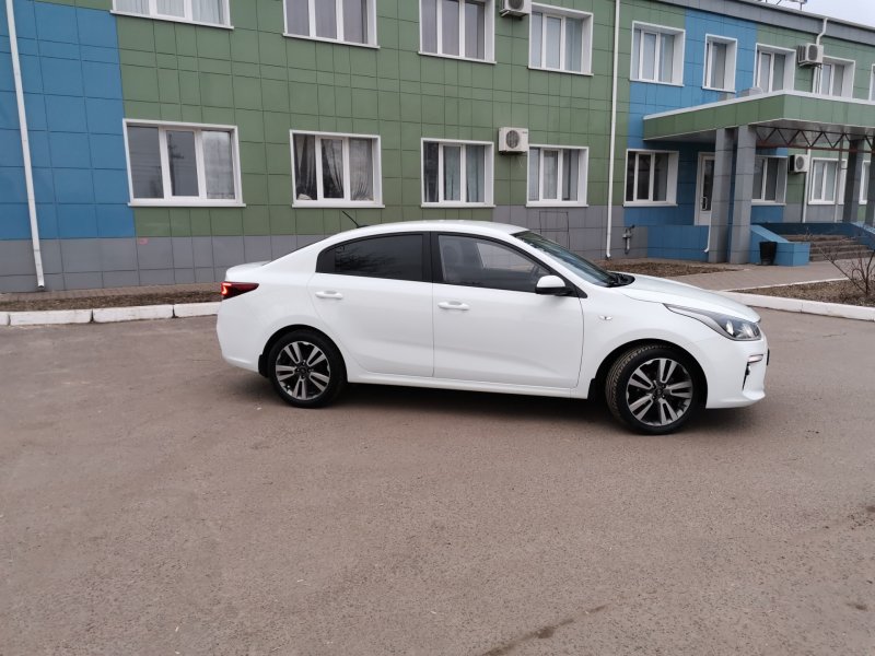 Kia Rio 4 r17