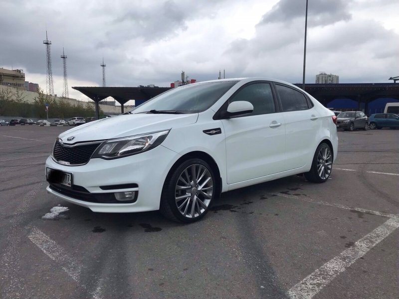 Kia Rio 3 r17