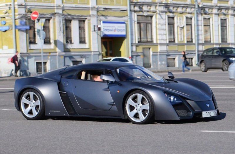 Машина Marussia b2