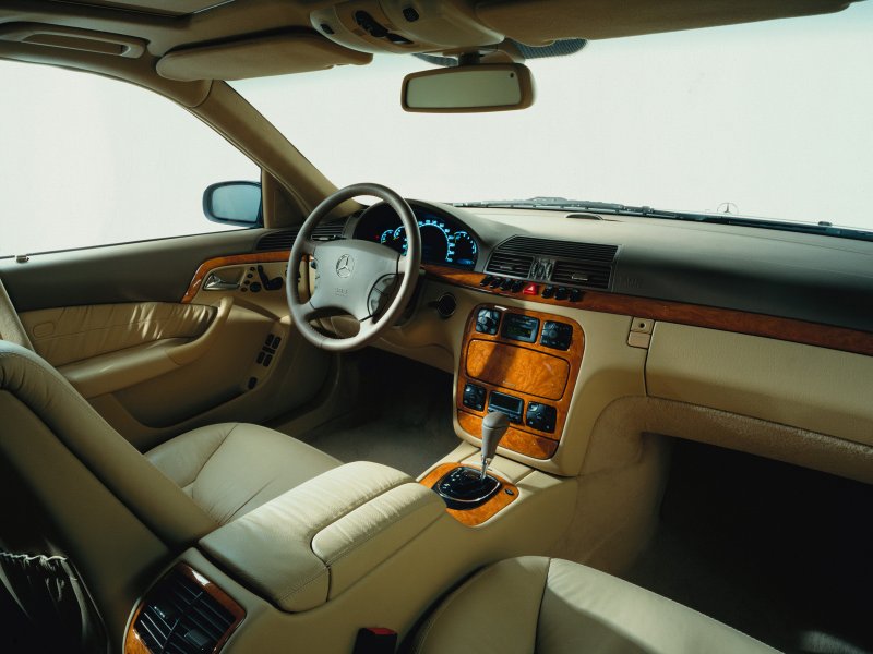 Mercedes s class w220 салон