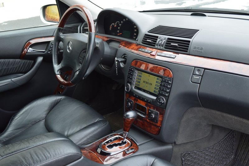 Mercedes Benz w220 Salon