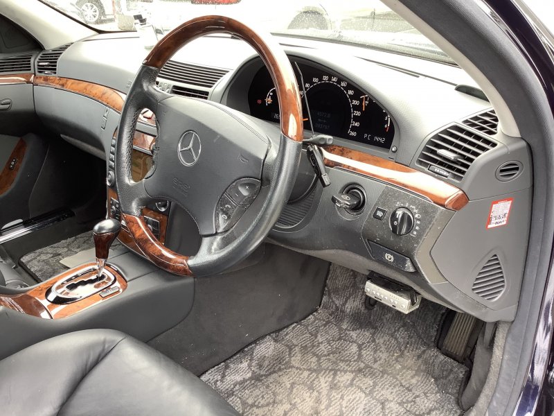 W220 салон черный