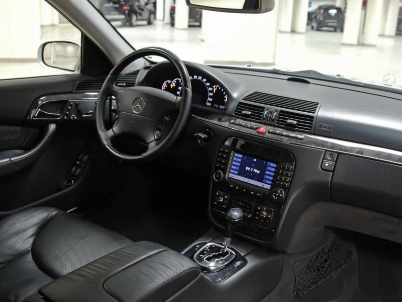 Mercedes-Benz s600 w220 салон