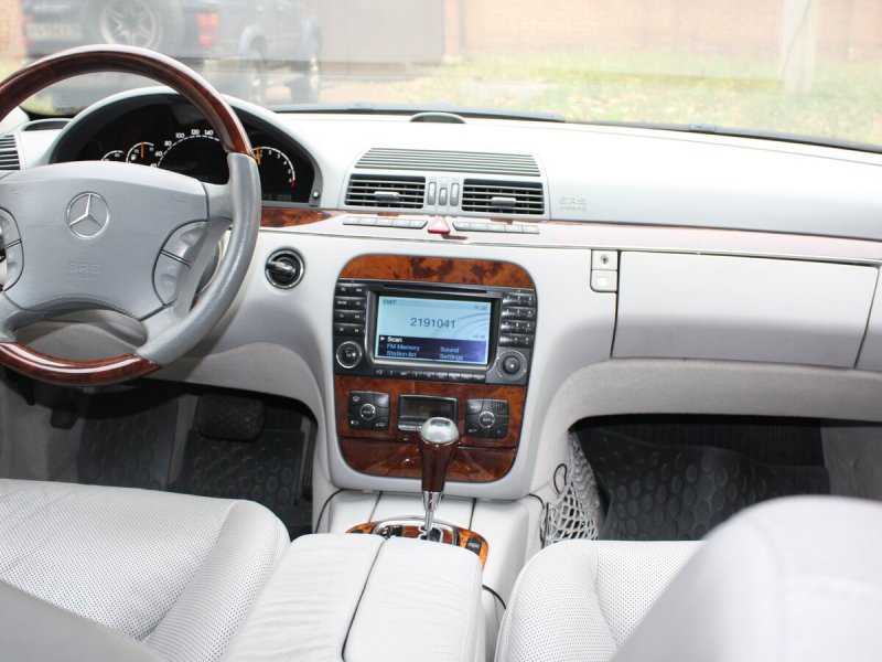 Mercedes-Benz s 600 Pullman (w220)