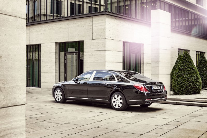 Mercedes Benz s class Maybach
