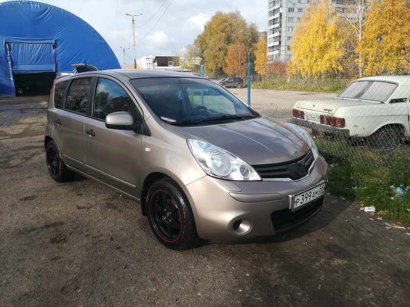 Nissan Note r17