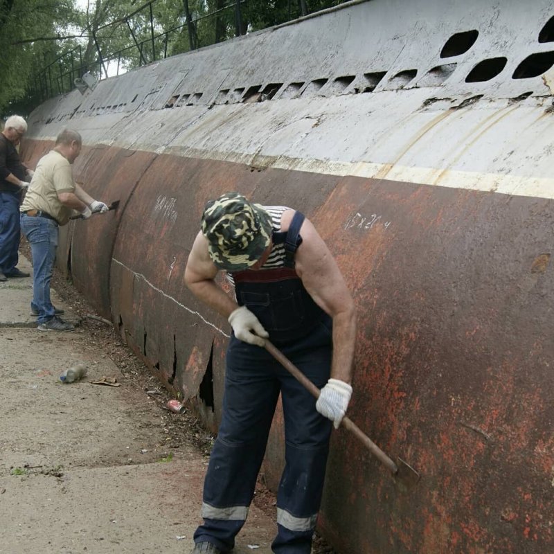 Подводная лодка в Краснодаре на Затоне