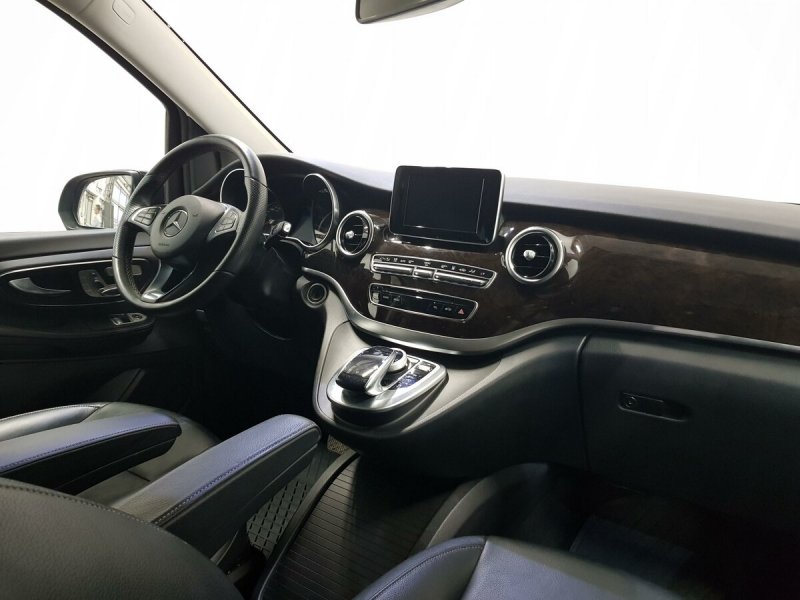 Mercedes v class w447 AMG