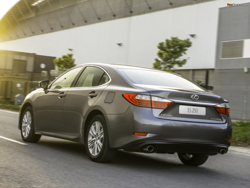 Lexus es 250