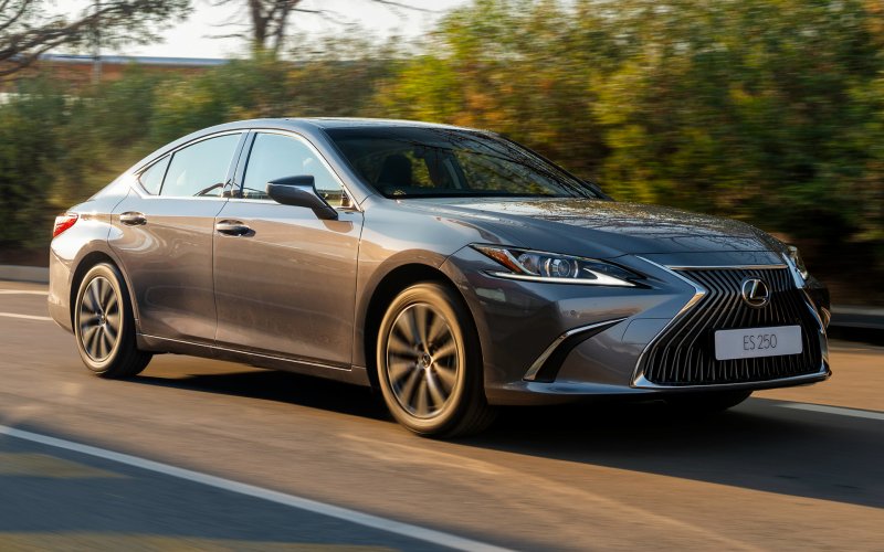 Lexus es 250