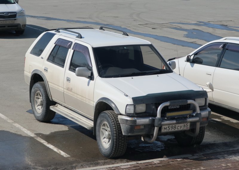 Isuzu mu '1989–98