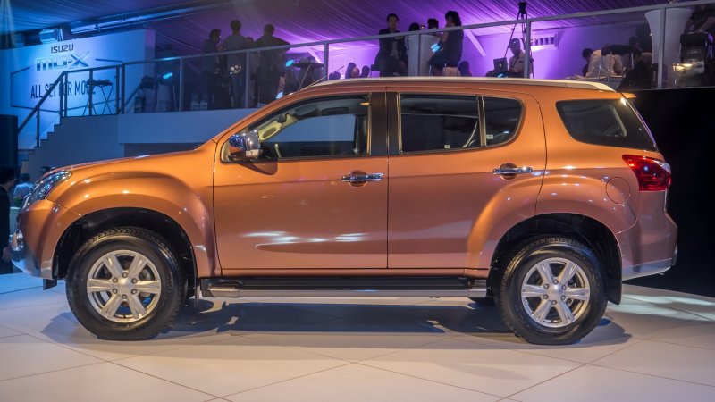 Isuzu mu-x 2021