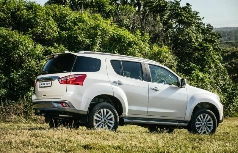 Рамный внедорожник Isuzu mu-x