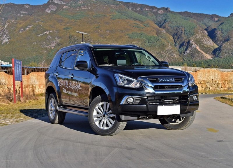 Mu x Isuzu 2019