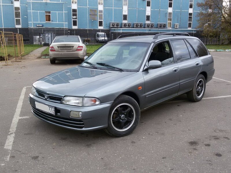 Мицубиси Лансер 2002