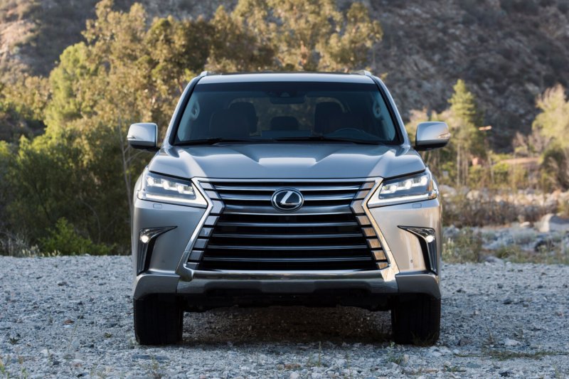 Джип Лексус LX 460
