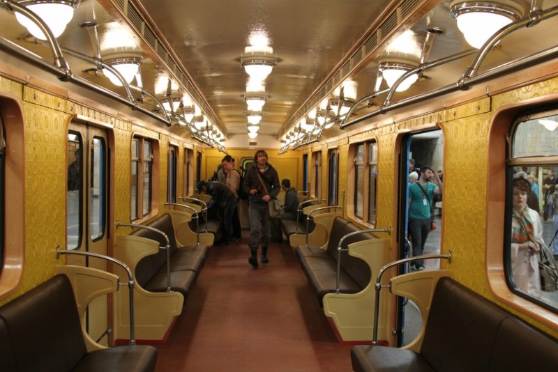 81-717 На Сокольнической линии