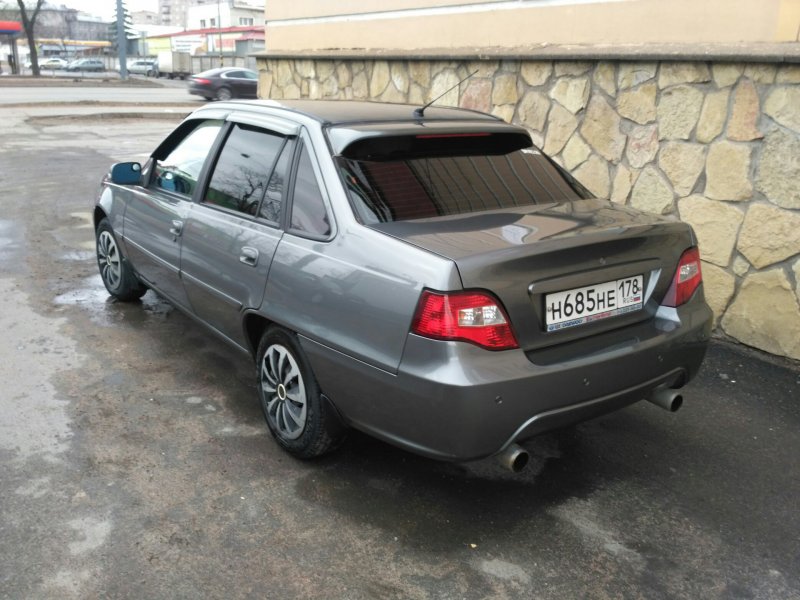 Комплектация GLE Дэу Нексия 2008