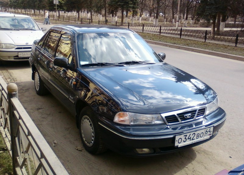 Нексия GLE черная