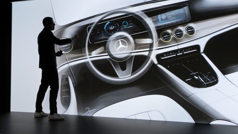 Mercedes e 300 BLUETEC Hybrid Universal 2013