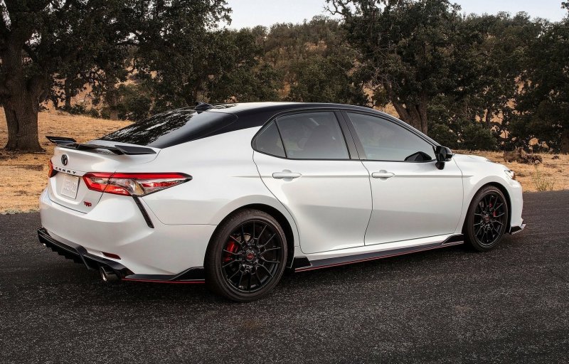 Toyota Camry TRD 2020