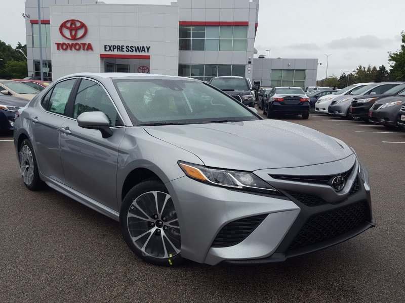 Toyota Camry Sport