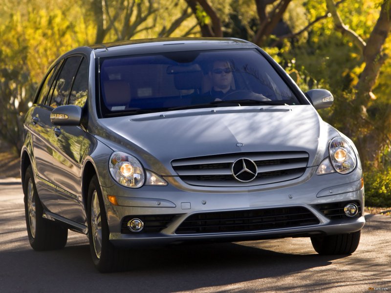 Mercedes-Benz w251