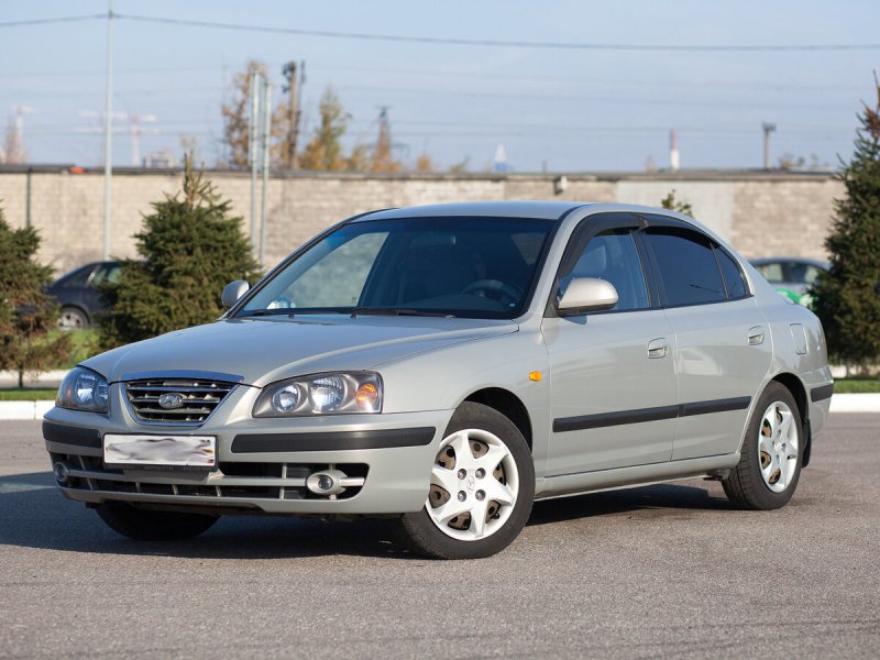 Hyundai Elantra 3