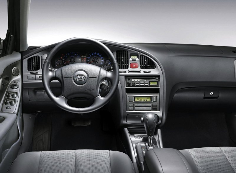 Hyundai Elantra XD 2000