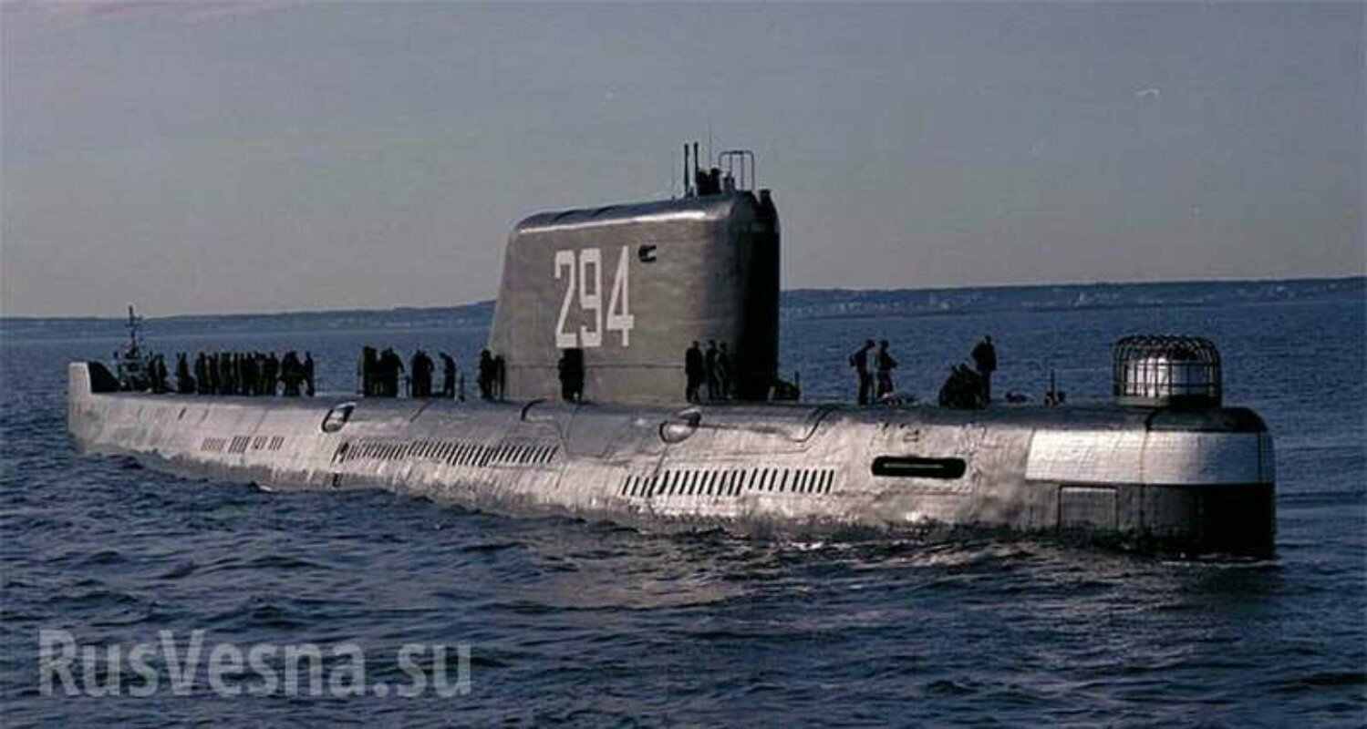 Пл ка. К-19 атомная подводная лодка. K19 подводная лодка. Подводная лодка к 19 Хиросима. Атомная подводная лодка к-19 Хиросима.