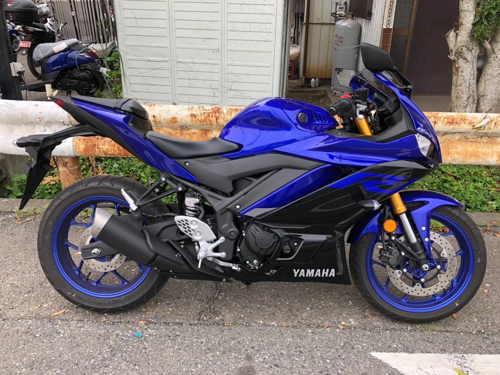 Мотоциклы yamaha 250. Yamaha 250 спорт. Ямаха 250 кубов спортбайк. Ямаха уз 250 синяя. Yamaha 250cc.