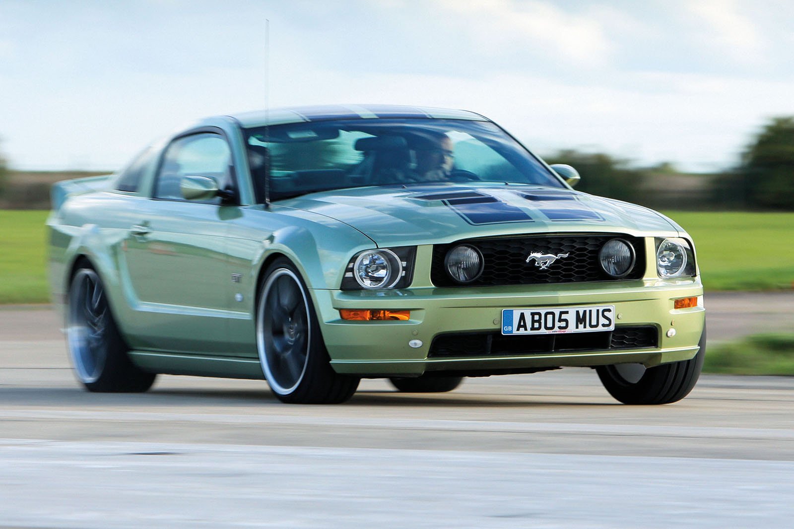 Форд 5 поколения. Форд Мустанг 5 поколения. Форд Мустанг 8 поколения. Ford Mustang 5 Generation. Ford Mustang (Fifth Generation).