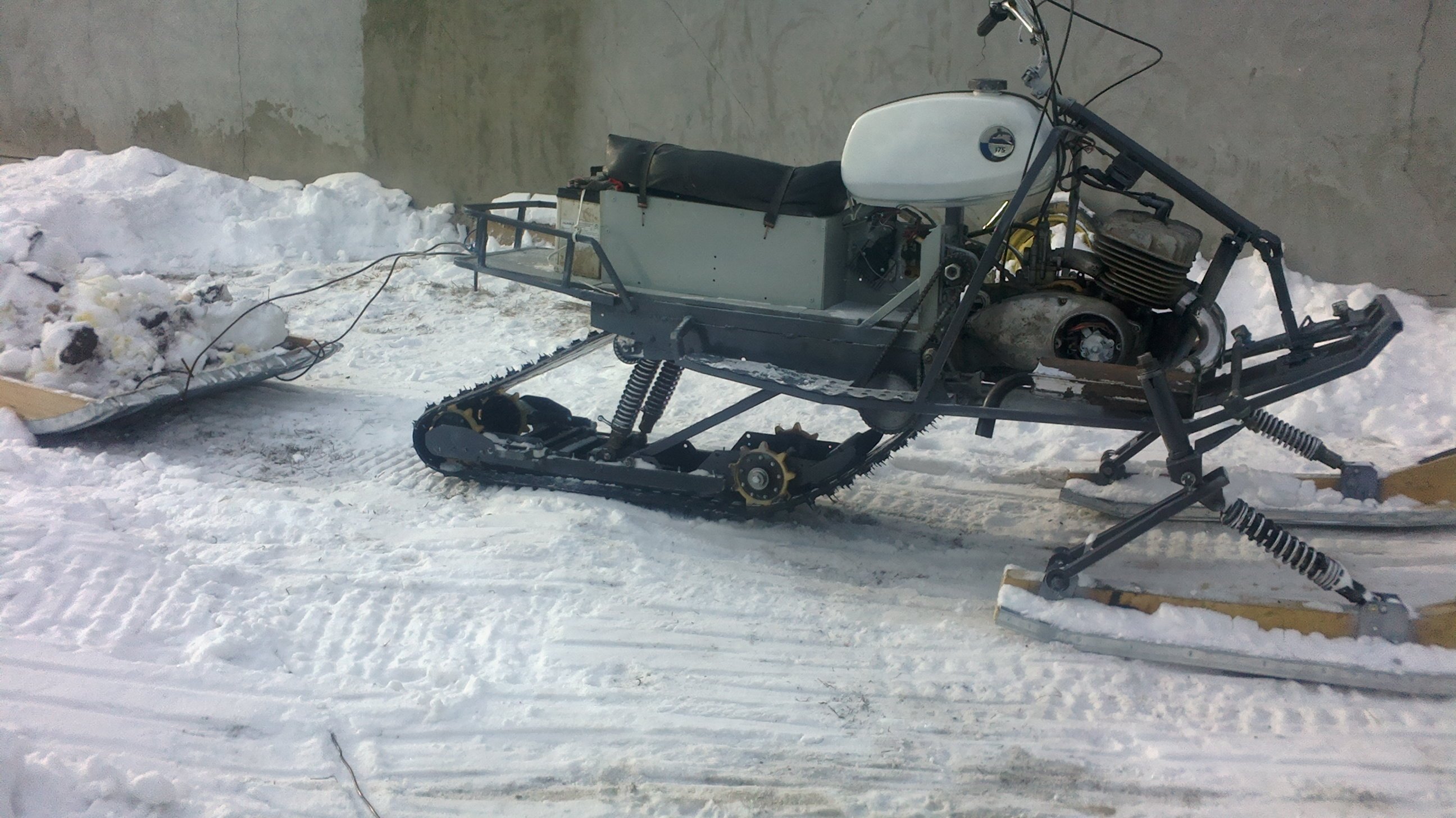 самодельный снегоход / Охотничьи фото: Техника, сооружения и снаряжение / Сибирский охотник