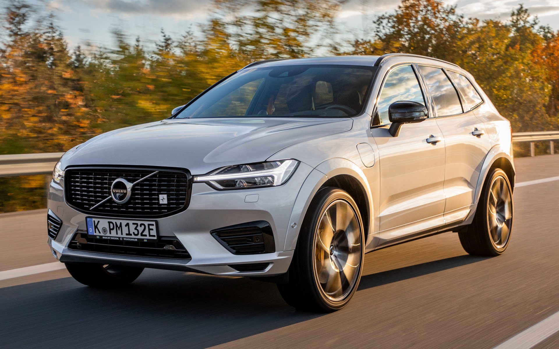 2019 foto. Volvo xc60 2020. Volvo cx60 2019. Volvo кроссовер xc60. Volvo xc60 t8.