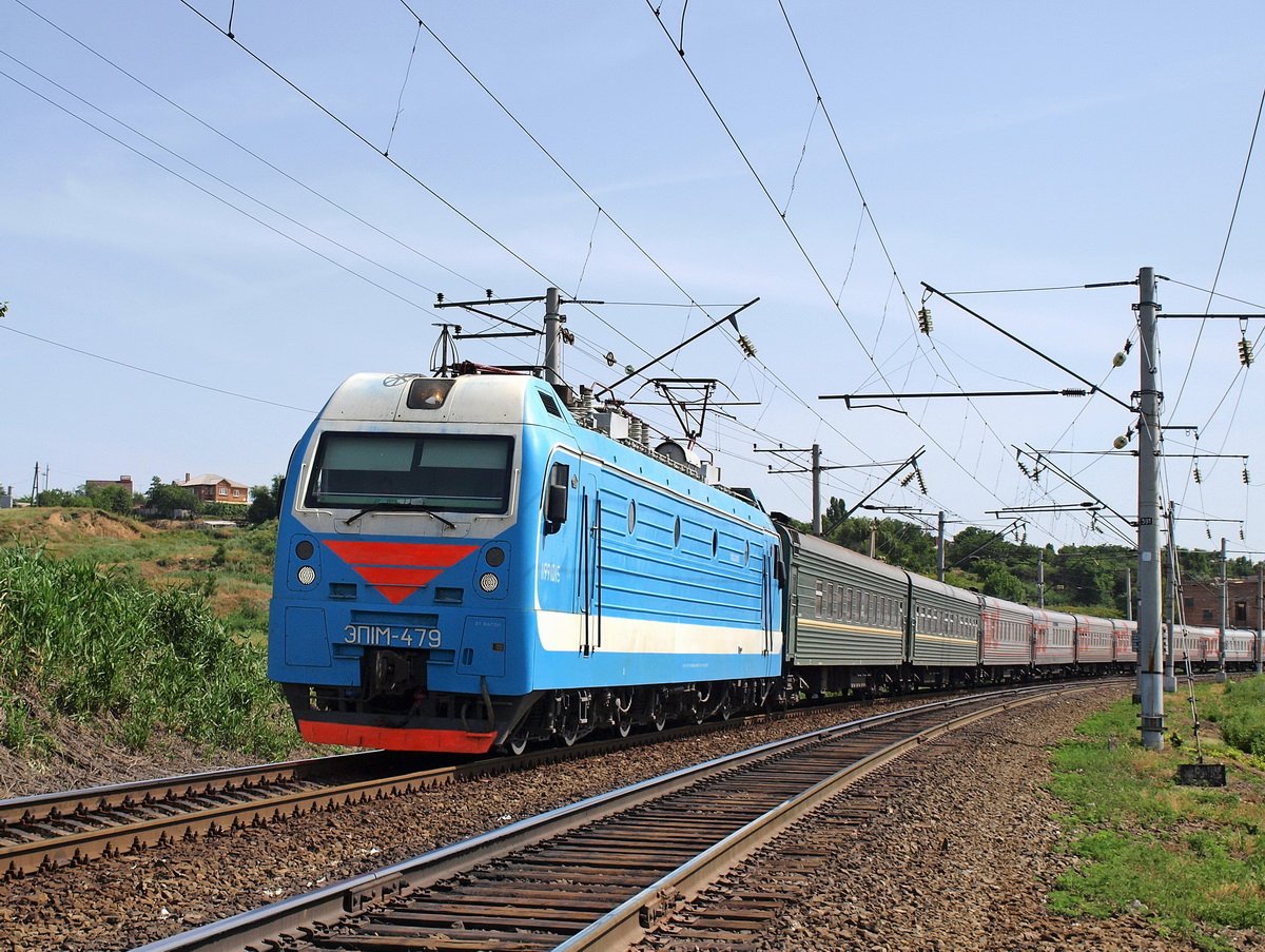 Ростов владикавказ ржд. Поезд Владикавказ Анапа. Поезд 607 Анапа Владикавказ. Анапа Владикавказ. Краснодар Владикавказ поезд.