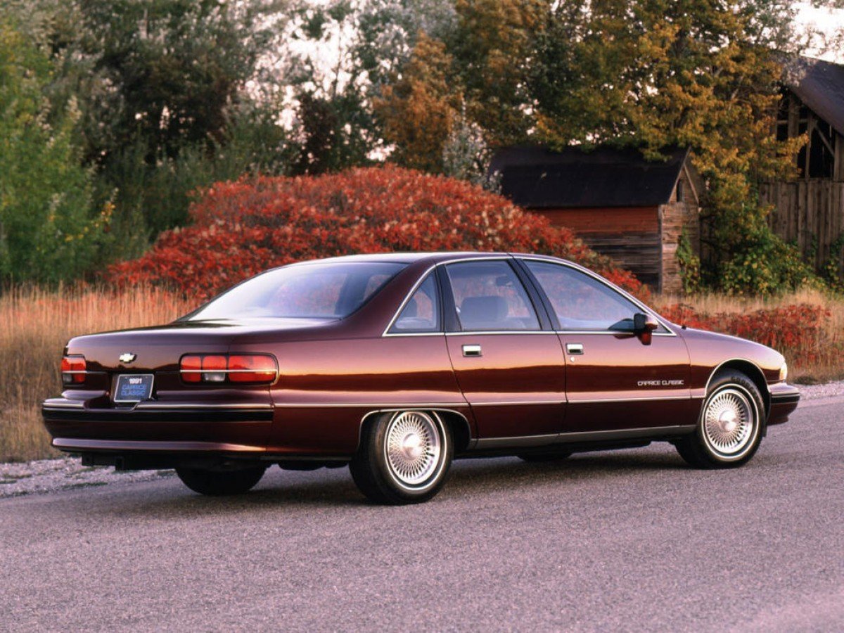 Странный каприз 7 букв. Chevrolet Caprice 1990. Шевроле каприз 1991. Chevrolet Caprice Classic 1990. Шевроле каприз Классик 1992.