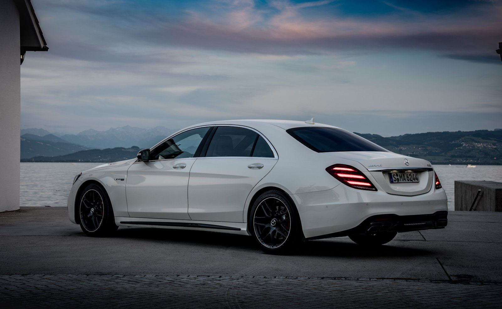 Мерседес s63 AMG белый