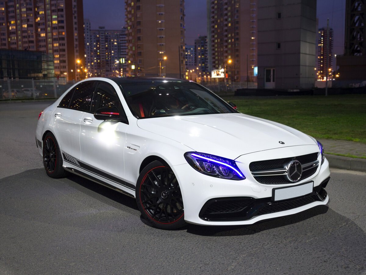 Mercedes c63 AMG Orange