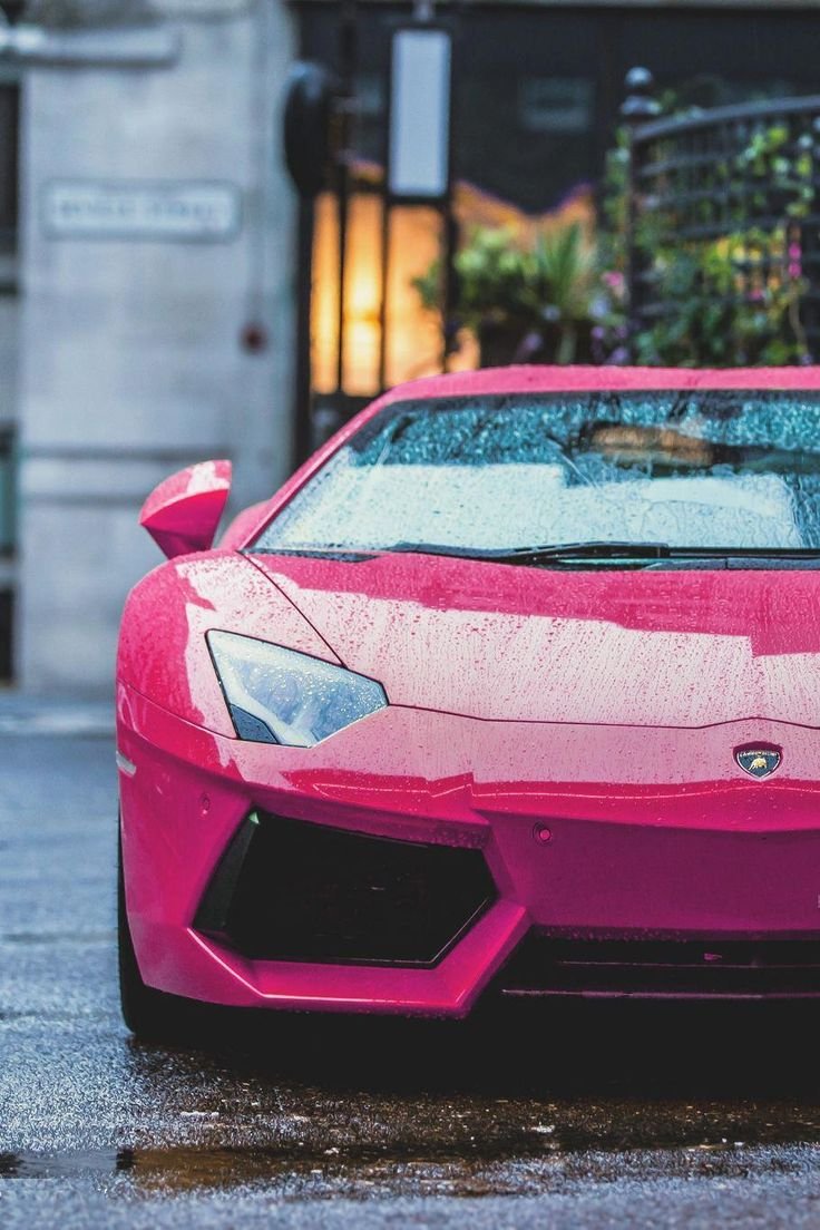 Lamborghini Aventador Pink