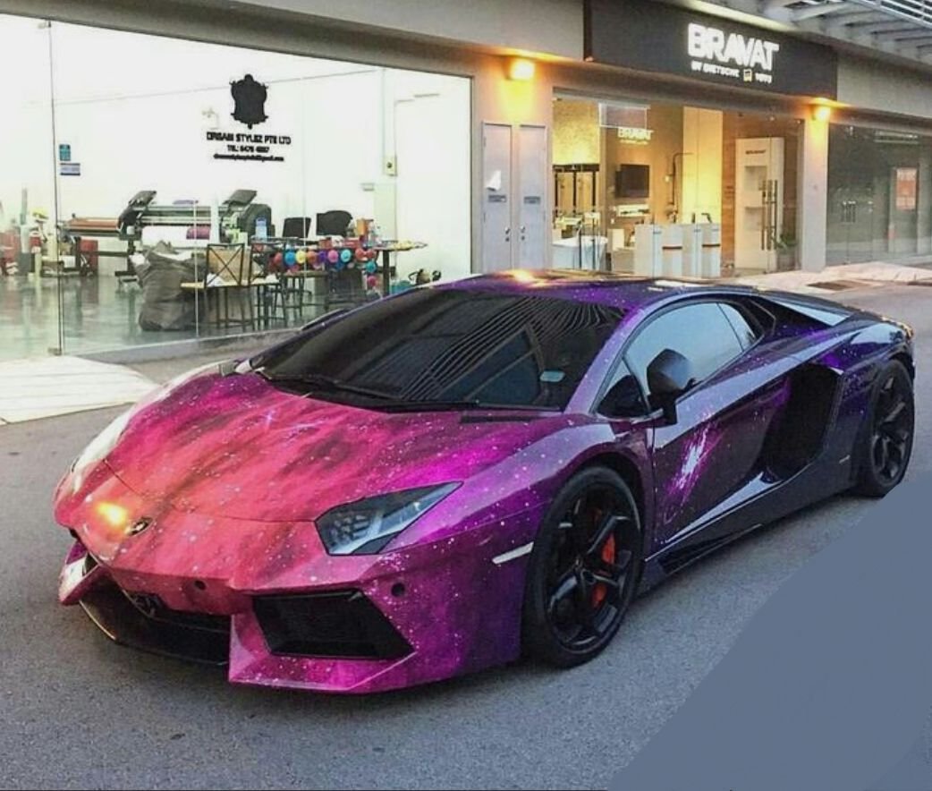 Lamborghini Aventador Pink