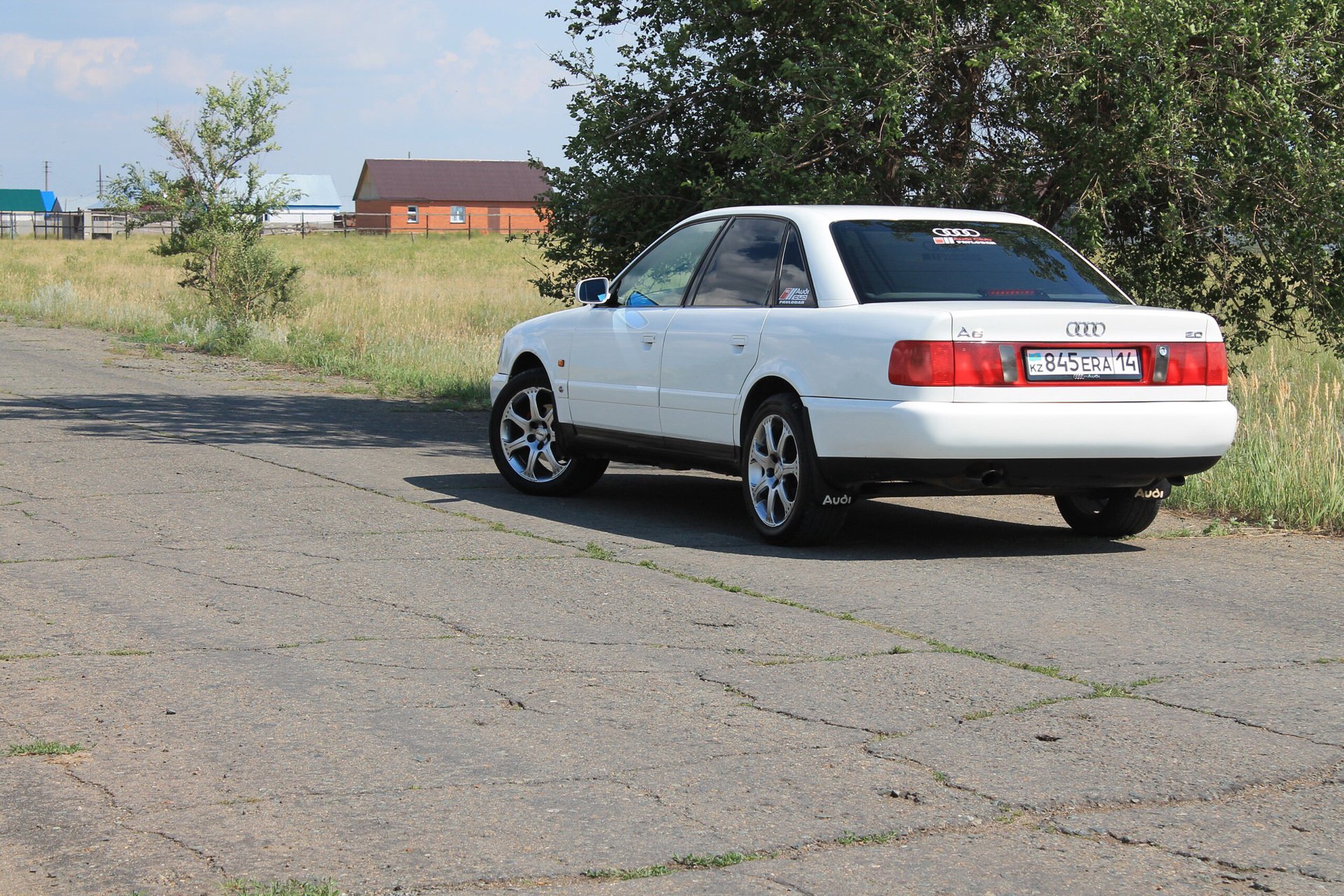 Куплю ауди 1995. Audi 1995. Audi a6 1995 года. Ауди s 1995. Ауди а4 1995 года.