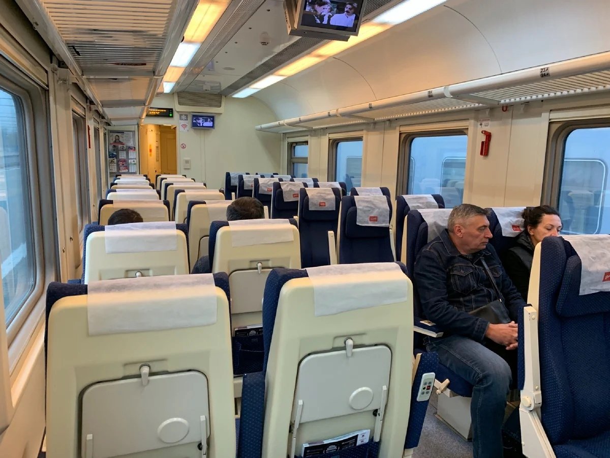 Поезд москва псков сидячий вагон фото