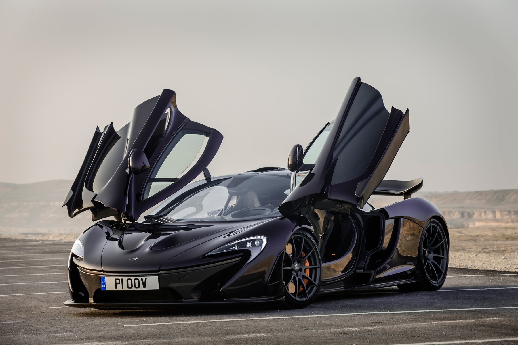 MCLAREN p1 черный матовый