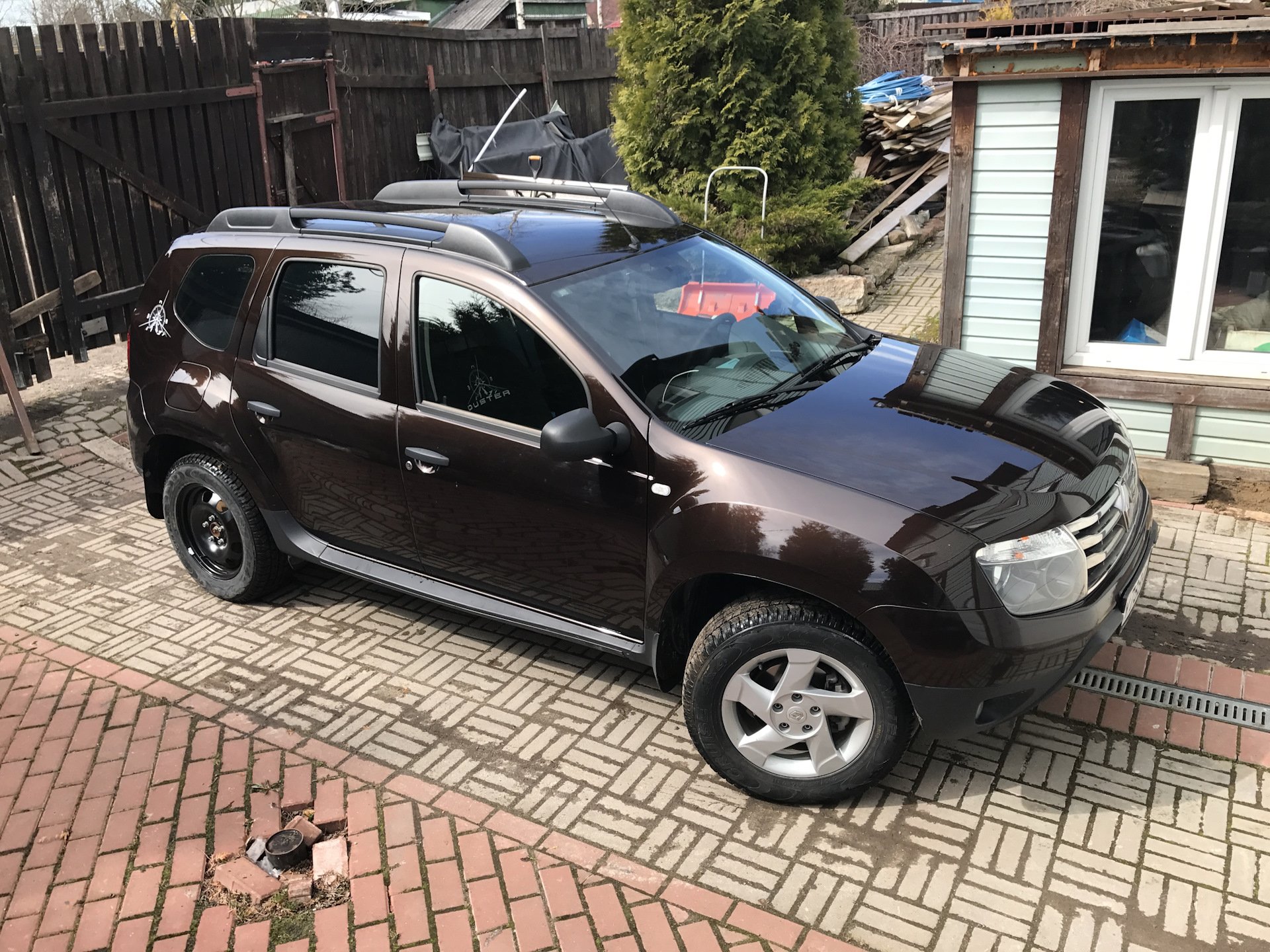 Рено дастер 2.0 4wd. Рено Дастер 4х4. Renault Duster 4. Рено Дастер 2.0 4х4. Renault Duster 2015.