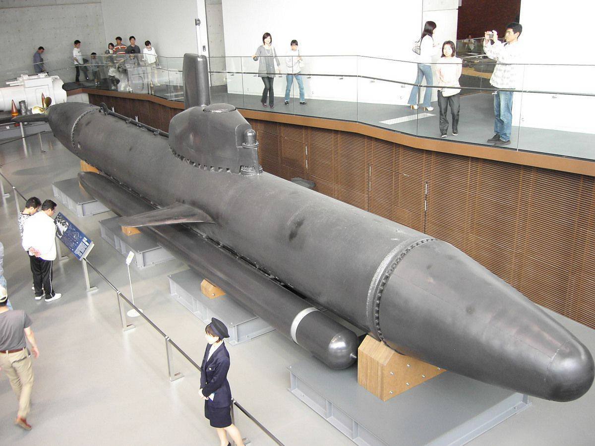 Как выглядит торпеда. Японская сверхмалая подводная лодка. Подводная лодка субмарина. Подводная лодка Кайрю. Подводные лодки проекта 865 «Пиранья».