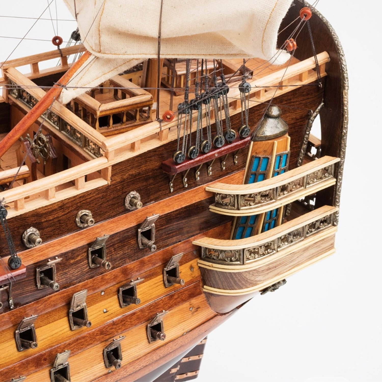 Сборка деревянных кораблей. Корабль Ройал Луи. Модель парусника Royal Louis. Модель корабля Роял Луи. Солей рояль ДЕАГОСТИНИ.